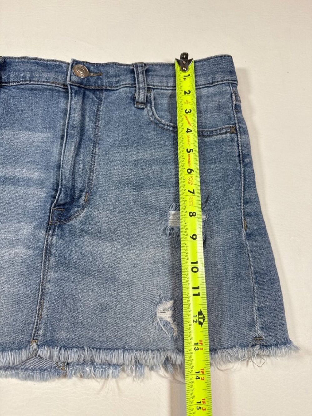 Hudson Vivid Mini Denim Skirt Ripped Distressed Frayed Hem Size 26 (Y552) - Picture 4 of 9